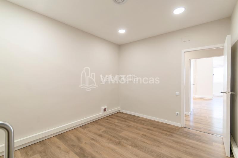 Foto b6b010b6-7d60-4e0a-b730-802b4f2107e6. Location bureau avec chauffage dans L´Antiga Esquerra de l´Eixample Barcelona