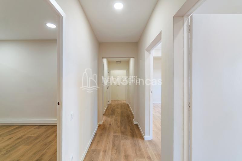 Foto fa24e497-936a-43c9-839a-9811a6d32c92. Location bureau avec chauffage dans L´Antiga Esquerra de l´Eixample Barcelona