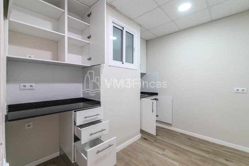 Foto ff2c9a8c-1595-4203-9363-cb27c8f66161. Location bureau avec chauffage dans L´Antiga Esquerra de l´Eixample Barcelona