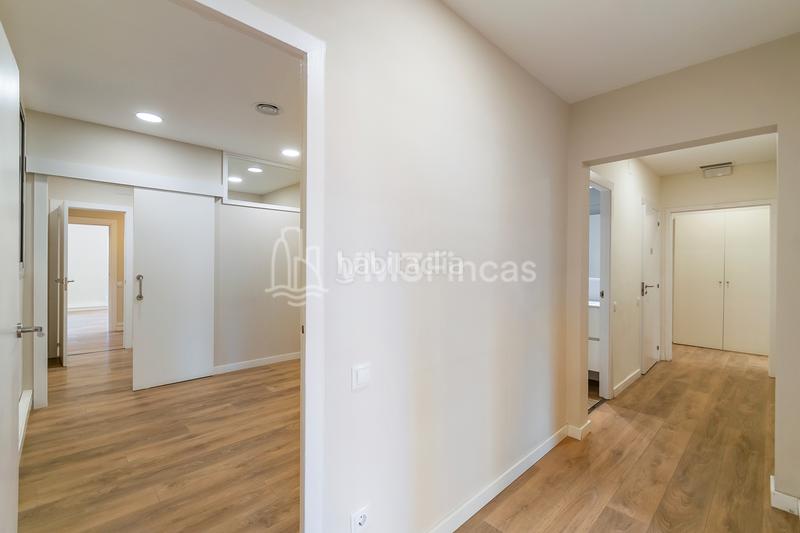 Foto 34e4104d-393a-4fc0-9791-695ec202c961. Alquiler oficina en L´Antiga Esquerra de l´Eixample Barcelona