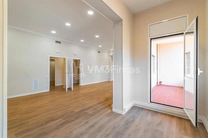 Foto 93929fc6-ad68-44b4-ac18-311aae8bae0c. Alquiler oficina en L´Antiga Esquerra de l´Eixample Barcelona