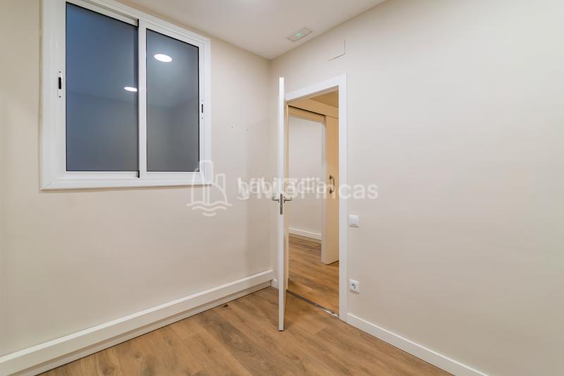 Foto bc3f36e6-6d58-4e36-b99a-3e6af7830940. Alquiler oficina en L´Antiga Esquerra de l´Eixample Barcelona