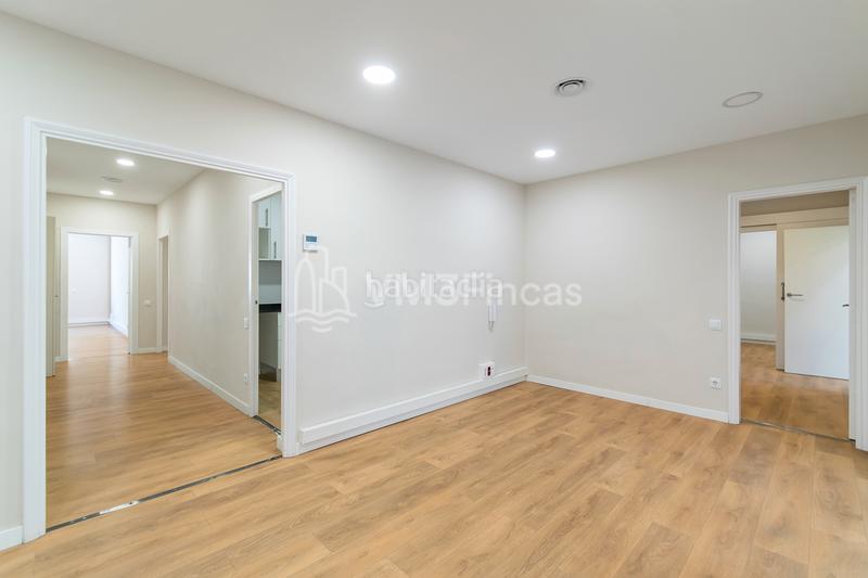 Foto bc4a32a3-3c8f-49cb-a249-799d0aceae05. Alquiler oficina en L´Antiga Esquerra de l´Eixample Barcelona