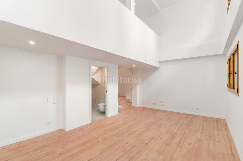 Foto 273dfcb3-9867-4402-9230-87d46a3c4152. Bureau dans El Poble Sec - Parc de Montjuïc Barcelona