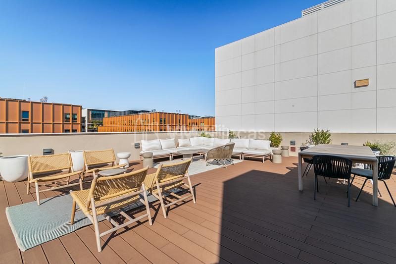 Foto 5c9869b9-1514-4f3e-9b28-41b5fd1995f4. Location appartement avec chauffage parking piscine dans Barcelona