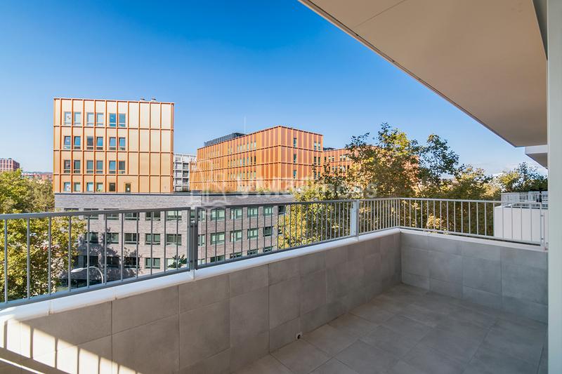 Foto 17f7a985-19f2-4f3f-a2b3-8e0bda62e251. Rent flat with heating parking pool in Diagonal Mar i el Front Marítim del Poblenou Barcelona