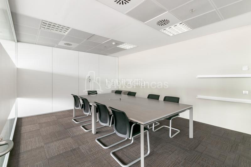 Foto 13fed0f8-4a26-4a21-ad2e-ac030310b9b6. Bureau avec chauffage parking dans Santa Eulàlia Hospitalet de Llobregat (L´)