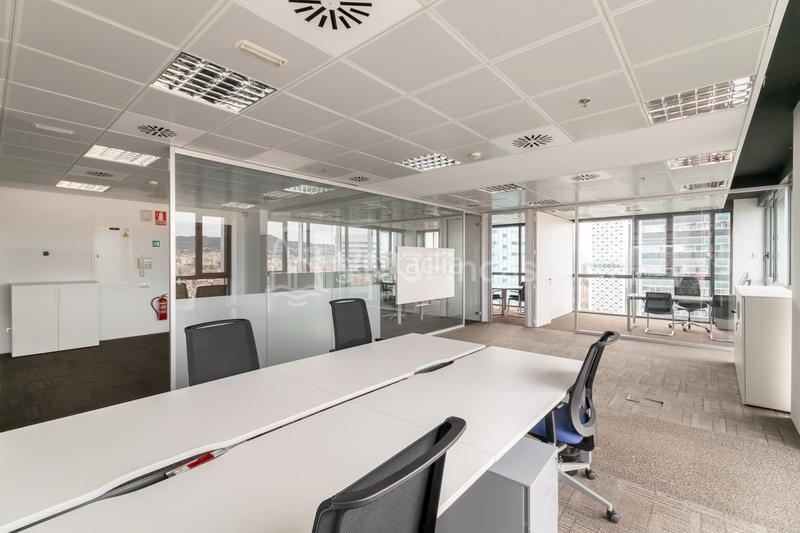 Foto 25fa8279-3404-4115-8959-4ed56a6d03eb. Bureau avec chauffage parking dans Santa Eulàlia Hospitalet de Llobregat (L´)