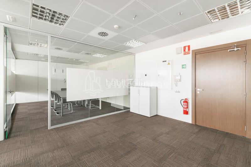 Foto 0c4d88c3-1015-4361-a35f-60a01b349ebd. Oficina en Santa Eulàlia Hospitalet de Llobregat (L´)