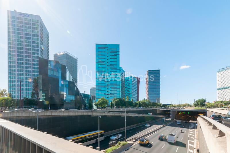 Foto 0103dcda-8c7d-4175-b728-9053b2a6e172. Ufficio con riscaldamento parcheggio in Santa Eulàlia Hospitalet de Llobregat (L´)