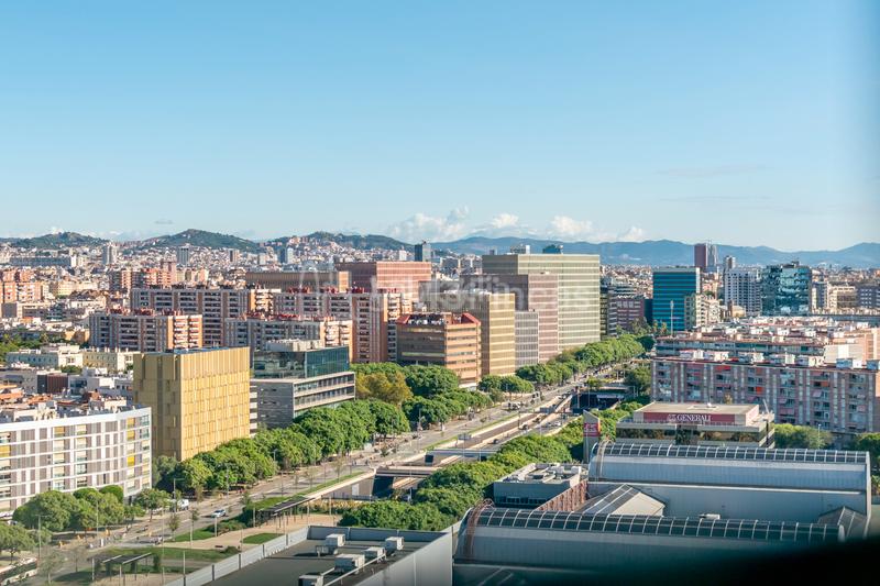 Foto 4aec3a00-ac37-445b-b005-6ad10daefab5. Ufficio con riscaldamento parcheggio in Santa Eulàlia Hospitalet de Llobregat (L´)