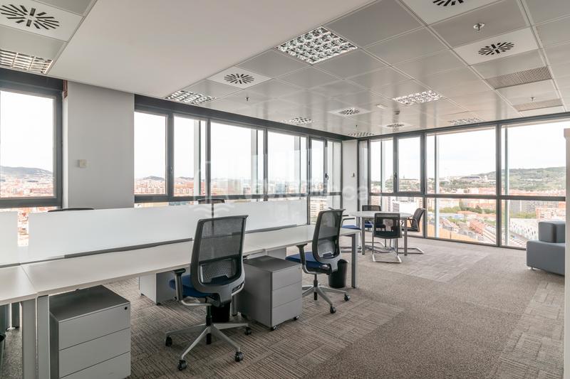 Foto 81836dc5-2594-4c25-83d4-de895f3c275a. Ufficio con riscaldamento parcheggio in Santa Eulàlia Hospitalet de Llobregat (L´)