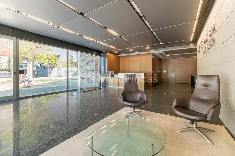 Foto a822404c-0883-4079-88b0-eab0a34168bd. Ufficio con riscaldamento parcheggio in Santa Eulàlia Hospitalet de Llobregat (L´)