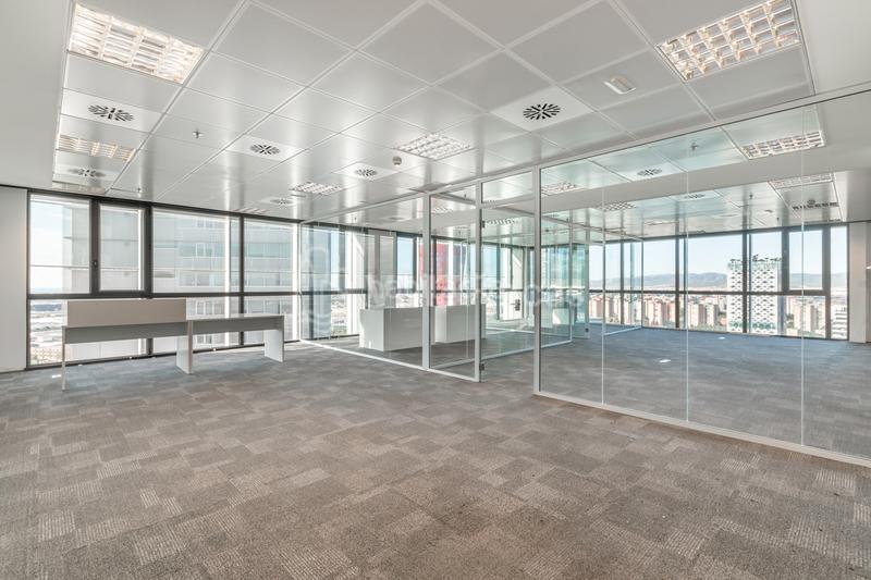 Foto 2c16c16d-f1c1-4939-8af9-8b39e4799e44. Office space with heating parking in Santa Eulàlia Hospitalet de Llobregat (L´)