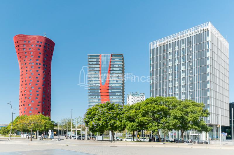 Foto 7aba8fa1-28bd-43c7-8e6d-71c4ebf03f19. Oficina en Santa Eulàlia Hospitalet de Llobregat (L´)