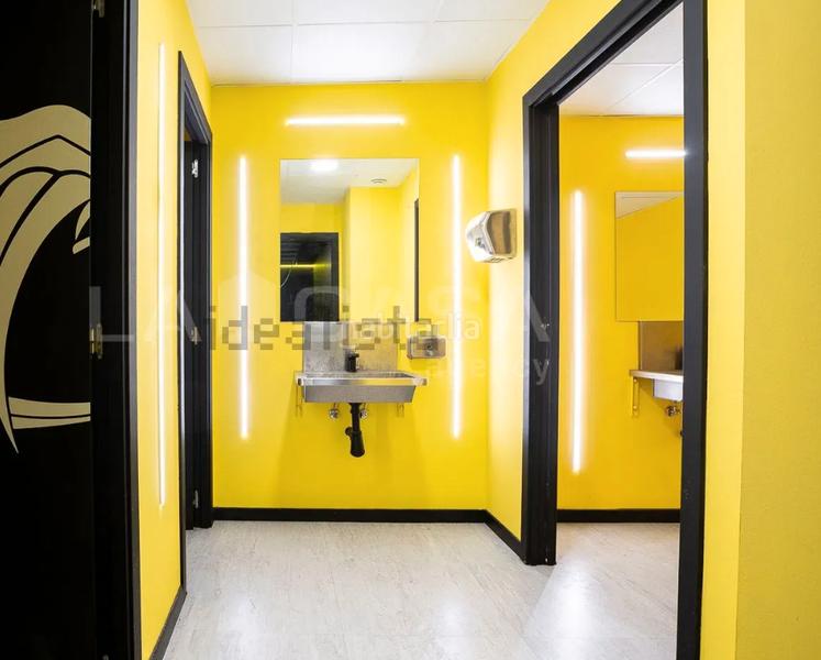 Foto 08ab579e-d236-4e32-ba11-5121b6d38fd8. Location bureau avec parking dans Sagrada Família Barcelona