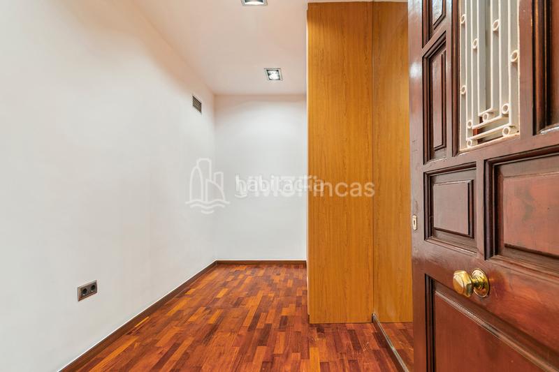 Foto a14456b1-c15f-4e7d-bc75-adb39a1fdcea. Location bureau dans L´Antiga Esquerra de l´Eixample Barcelona