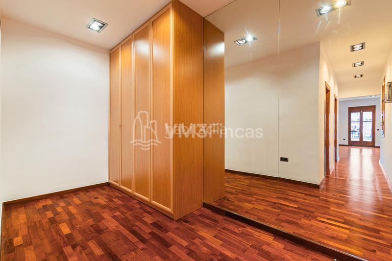 Foto c586945f-5184-44d2-bd97-960fdb14e914. Location bureau dans L´Antiga Esquerra de l´Eixample Barcelona