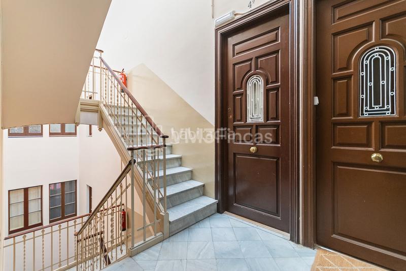 Foto 9468f5b9-5b25-4861-bdce-1d99035f3339. Rent office space in L´Antiga Esquerra de l´Eixample Barcelona