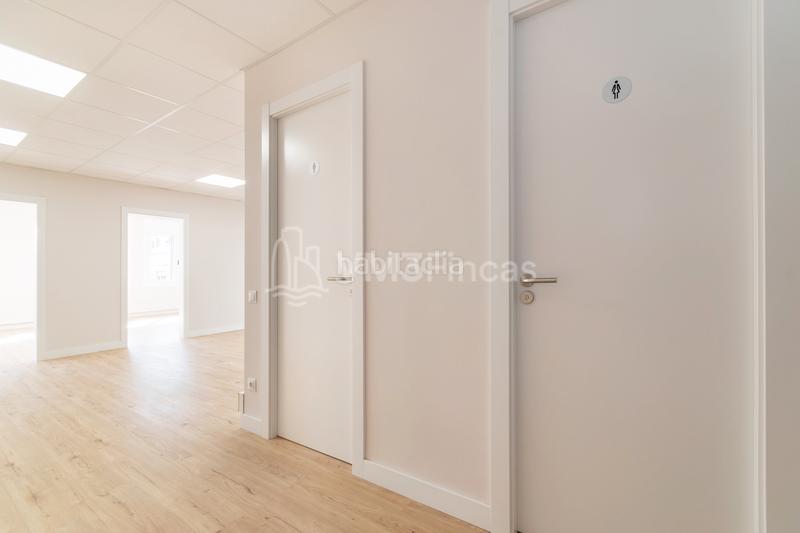 Foto 2828e1d7-5cfb-4e68-b298-2796515885ff. Location bureau avec chauffage dans Dreta de l´Eixample Barcelona