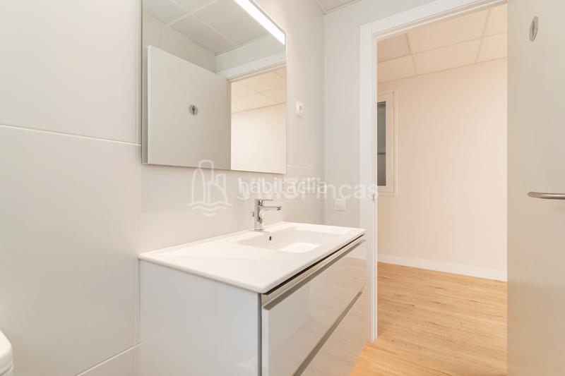 Foto 257ac5fc-1411-4ca4-bfe7-7075cd6b2bae. Miete büro mit heizung in Dreta de l´Eixample Barcelona