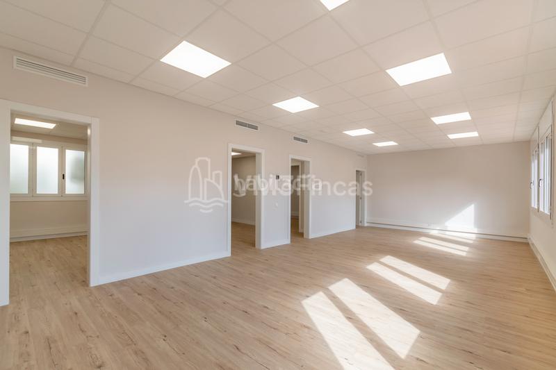 Foto 88de7321-783e-4b28-bb7a-c7fc76fcd691. Miete büro mit heizung in Dreta de l´Eixample Barcelona