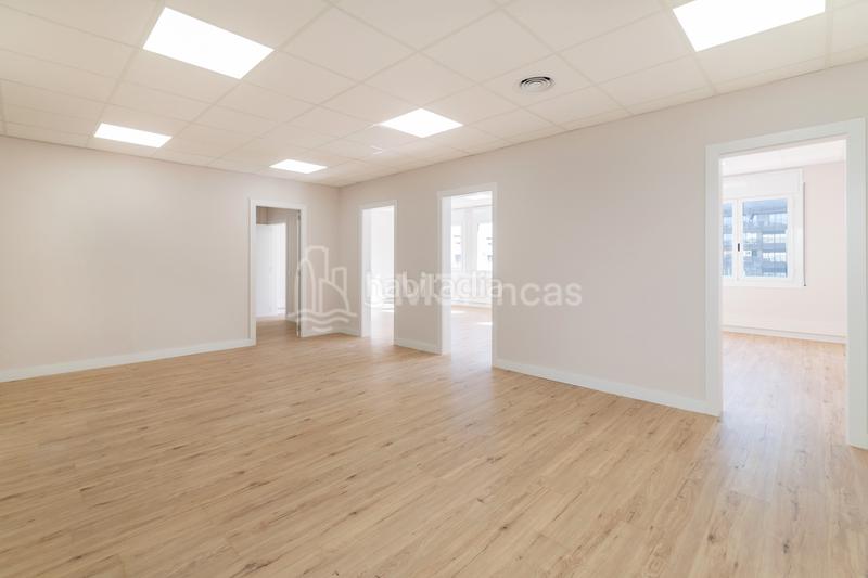 Foto dc80724b-ca14-4d24-b6be-ddf878298bae. Alquiler oficina en Dreta de l´Eixample Barcelona
