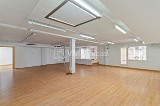 Bureau  Carrer de muntaner