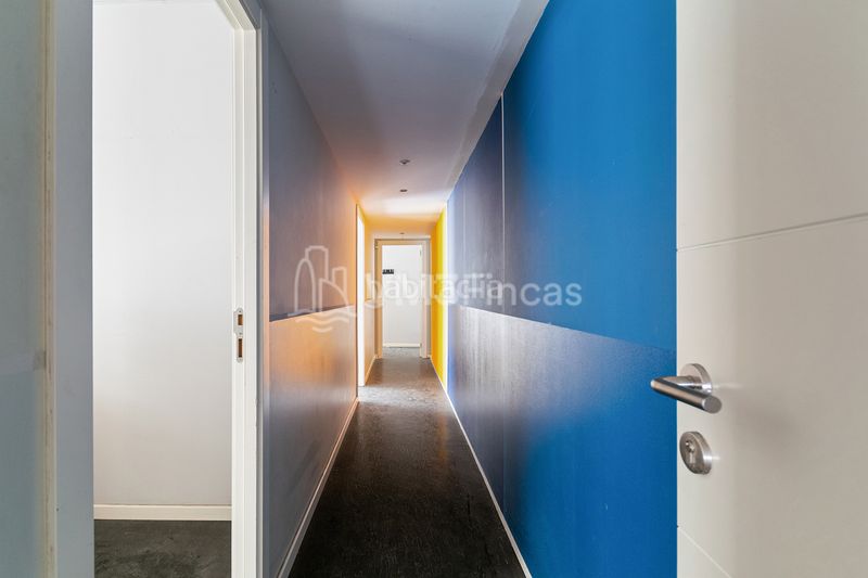 Foto 0bc54b46-3734-429a-aa41-58c3ab60cb07. Local comercial a St. Pere - Sta. Caterina - El Born Barcelona
