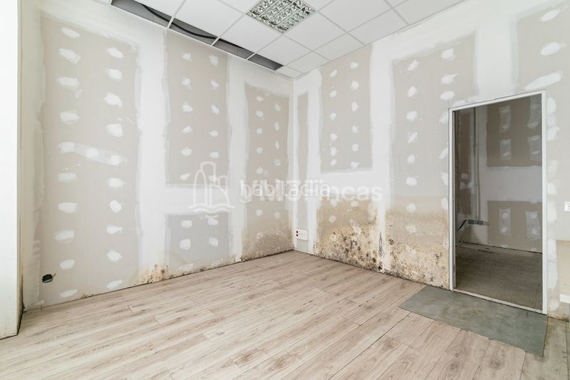 Foto e6e1677d-fda7-4f0a-b28c-a57ecadf3060. Local comercial a St. Pere - Sta. Caterina - El Born Barcelona