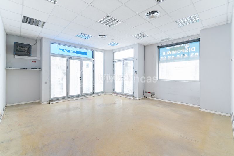 Foto f54342fa-b60d-4dec-9cd1-04abdf64734f. Local comercial a St. Pere - Sta. Caterina - El Born Barcelona