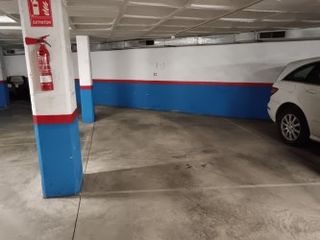 Autoparkplatz  Via augusta