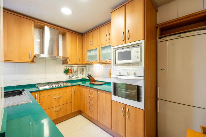 Foto e5eff4fb-4e0a-4c97-b64d-01031c3c5b9d. Piso  de 4 habitaciones en venta en calle calabria en Barcelona