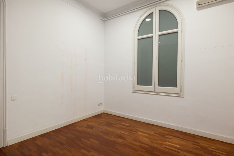 Foto 4bbdebb3-3750-450d-8006-e1f01f92d4cb. Pis amb calefacció a L´Antiga Esquerra de l´Eixample Barcelona