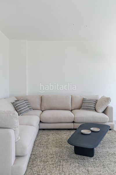Foto f68436c2-5ffd-4652-9dd2-4713c57d5a3d. Chalet in carrer de margarita xirgu 68 in La Plana Sitges