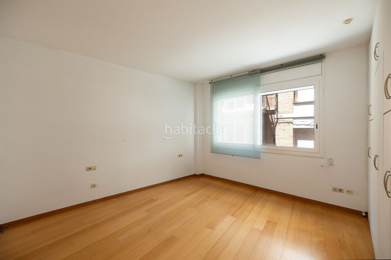 Foto 5af2f4b8-5551-4e80-90e0-0e8c4e7b9751. Dúplex amb calefacció aparcament a Sarrià Barcelona