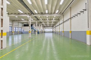 Nau industrial a Carrer d'Enric Granados