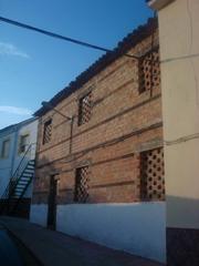 Casa a Alcaudete. Casita en basto en noguerones
