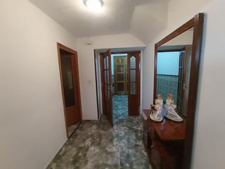 Casa a Calle campiña 24. Gran casa en la calle campiña, junto aparcamiento zona ancha