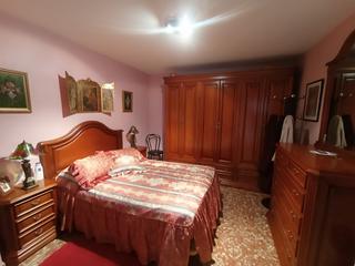 Apartment in Calle carrera de álvarez 13. Gran apartamento en carrera de alvarez pasaje