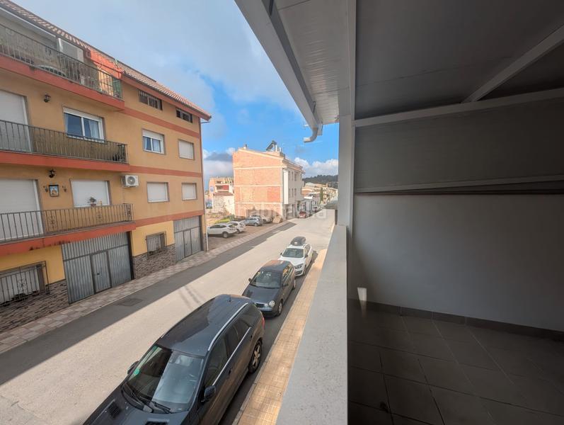 Foto e0e86bef-fe44-49b2-83a1-9bc55ffd6ead. Casa  nueva enfrente colegio rafael aldehuela en Alcaudete