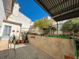 Maison à Alcaudete. Excelente casa en el barrio de korea en alcaudete!