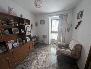 Haus in Calle llana 32. Gran casa en la calle llana en el municipio de la bobadilla