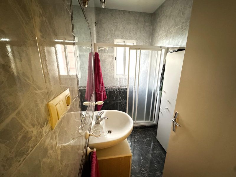 Foto d7224454-2ed2-4646-b3ad-98d0c796190b. Piso en avenida andalucía 0 excelente piso-casa diafana en planta baja enfrente del parque ! en Alcaudete