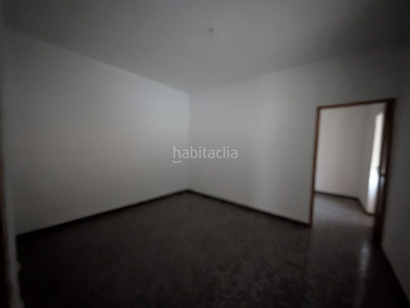 Foto d3cf1903-0a64-4a17-ad07-85e66d4a8dff. Casa amb aparcament a Alcaudete