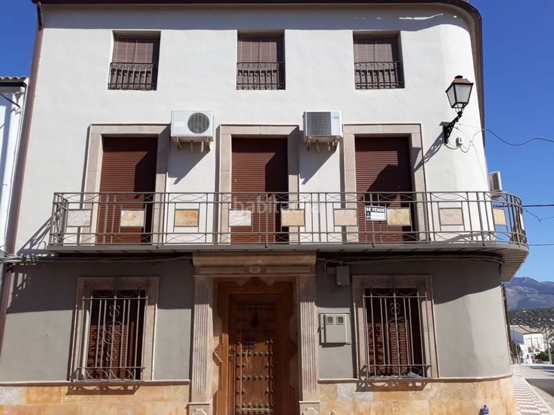 Foto fe0e464a-ad6f-46c0-a3ab-30098b70856b. Casa a Alcaudete
