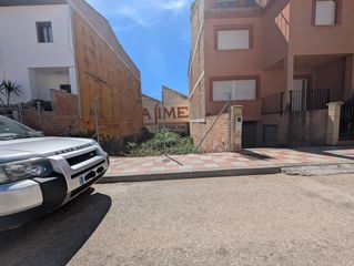 Terreno residenziale in Calle pocico de benamazor 16. Solar residencial en la urbanización de doña jimena!