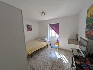 Lloguer Casa  Calle hoyos 27. Se alquila casa en la calle los hoyos de alcaudete