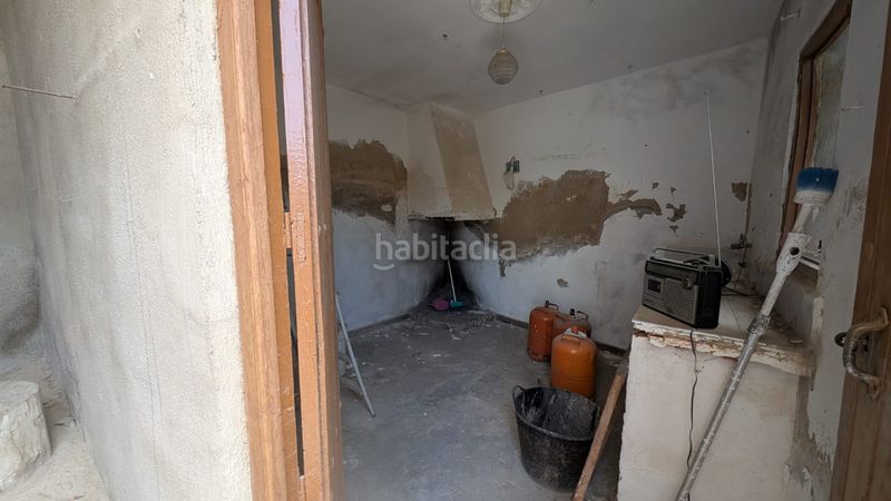 Foto f63bd5fa-ffa2-4a44-9dc9-8c5856580fb0. Casa a calle sabariego 3 a Alcaudete