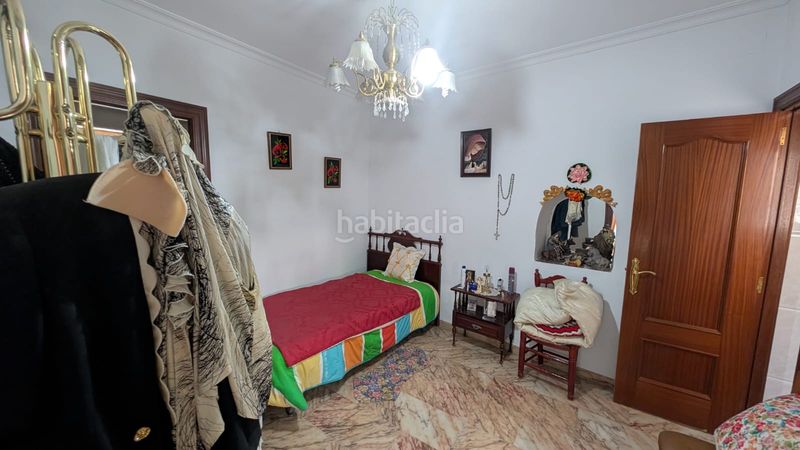 Foto 5cd47737-8066-4be8-a31d-64acf015b097. Casa amb xemeneia aparcament a Alcaudete